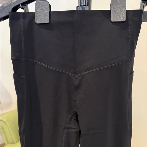 HALARA Black High-Rise Leggings - Picture 2 of 6